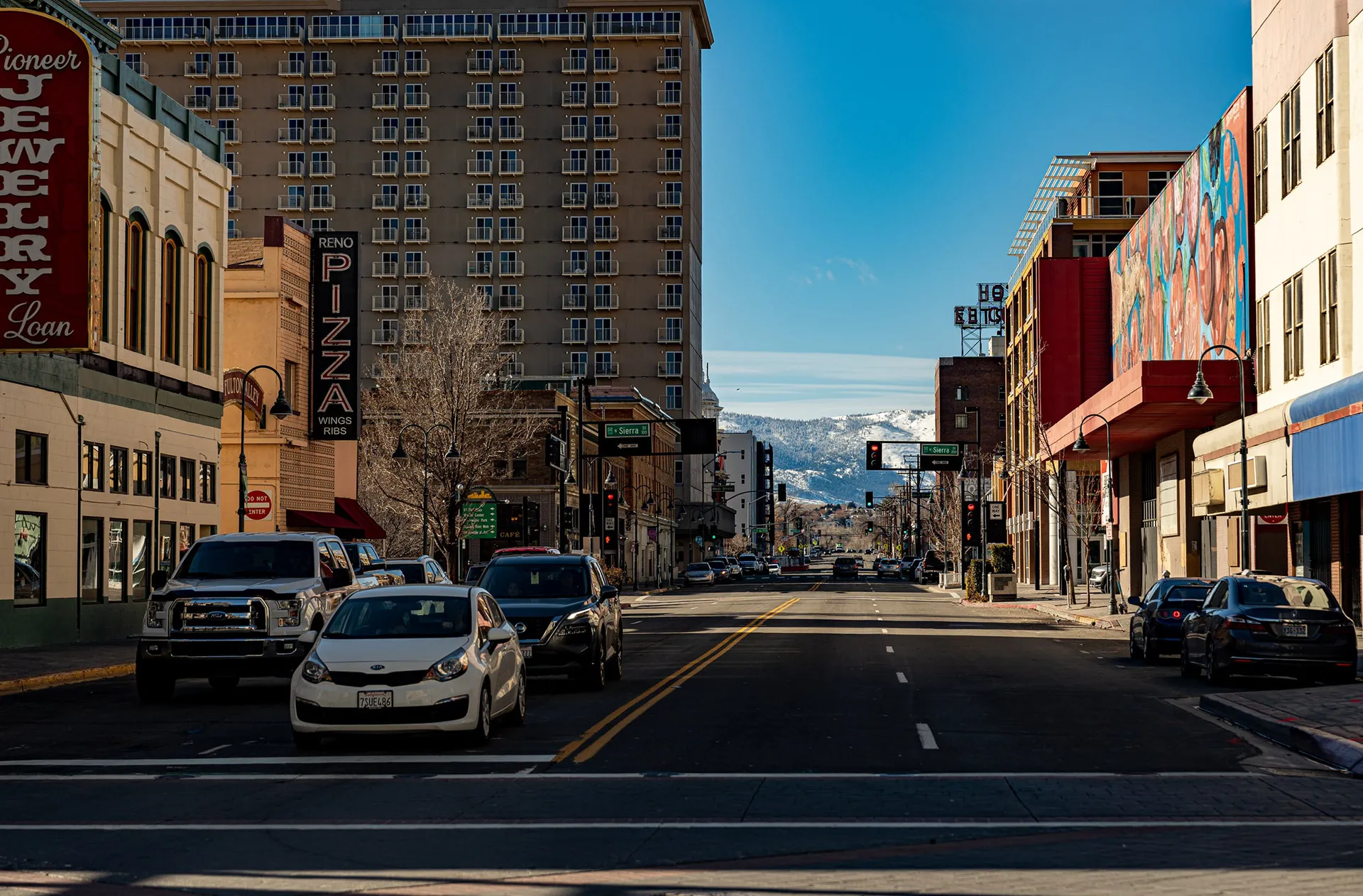 Reno — photo 8 of 20