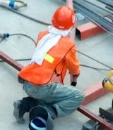 Worker 2 zoom