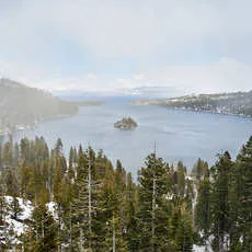 lake-tahoe-winter-411df3bdc4ccc5001654363881974b98-thumb.jpg