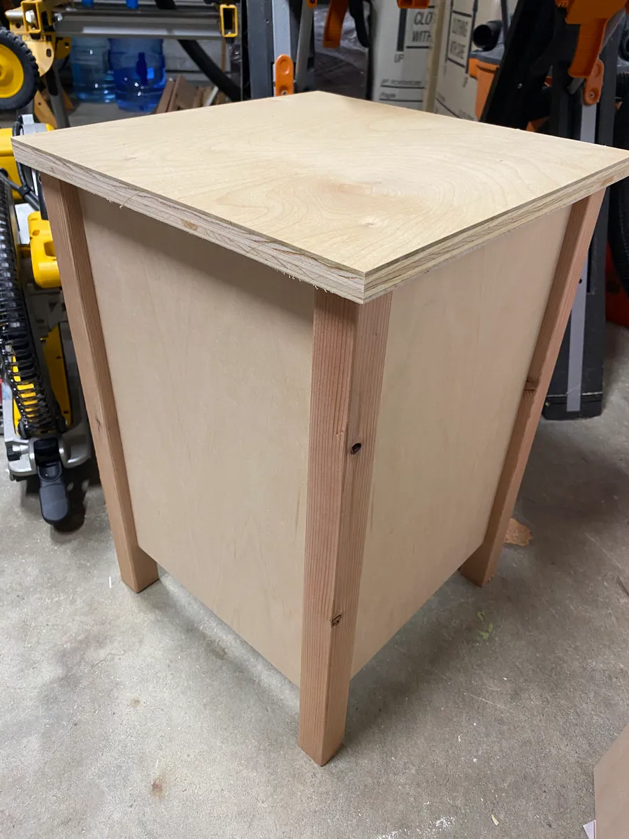 nightstand-woodworking-project-202012nightstand-07.jpeg